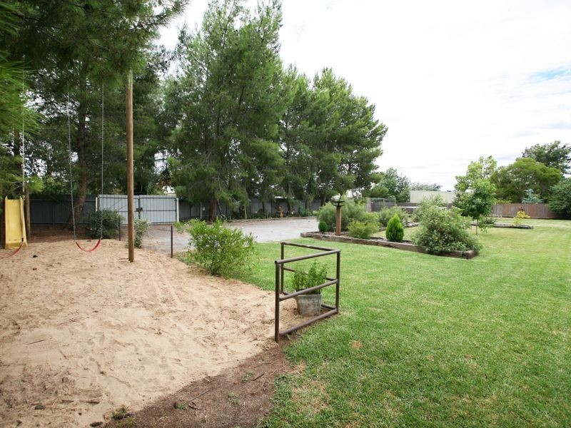 30 Loch Street, Ganmain NSW 2702
