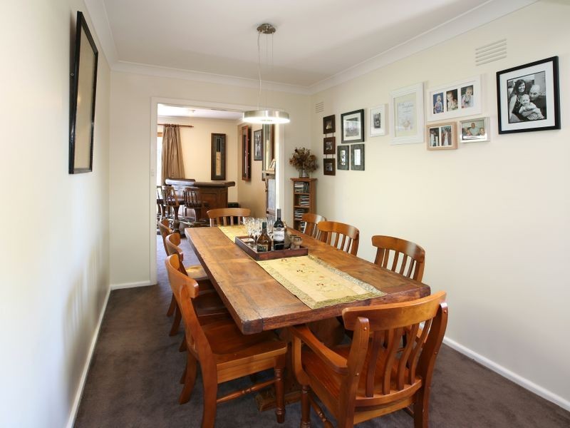 7 Cutler Avenue, Kooringal NSW 2650
