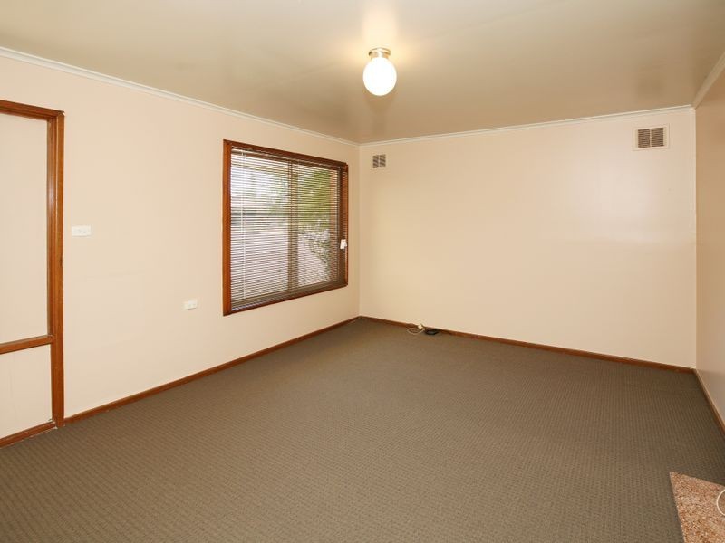 155 Raye Street, Tolland NSW 2650