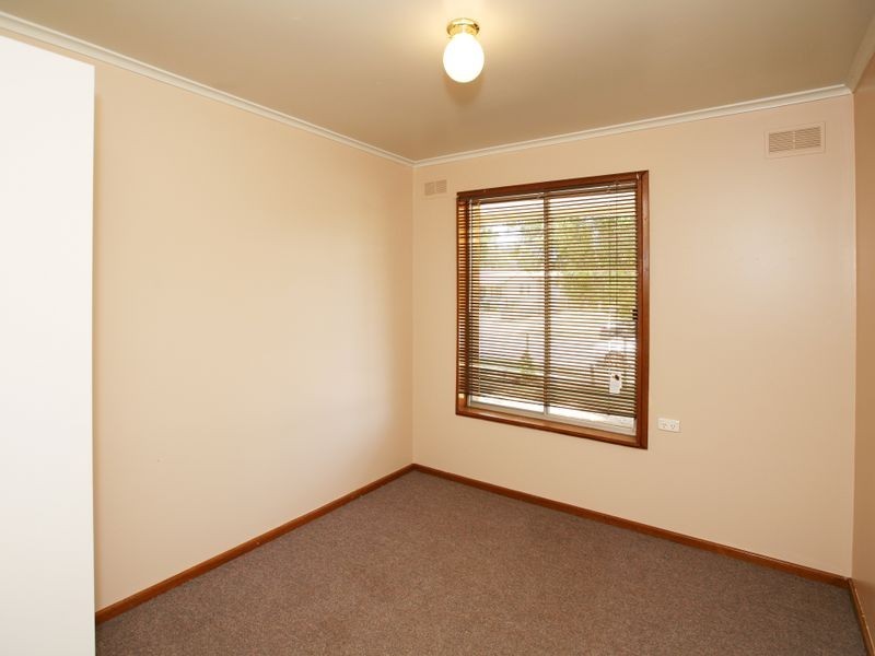 155 Raye Street, Tolland NSW 2650