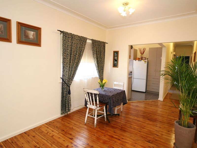 25 Montgomery Street, Ashmont NSW 2650