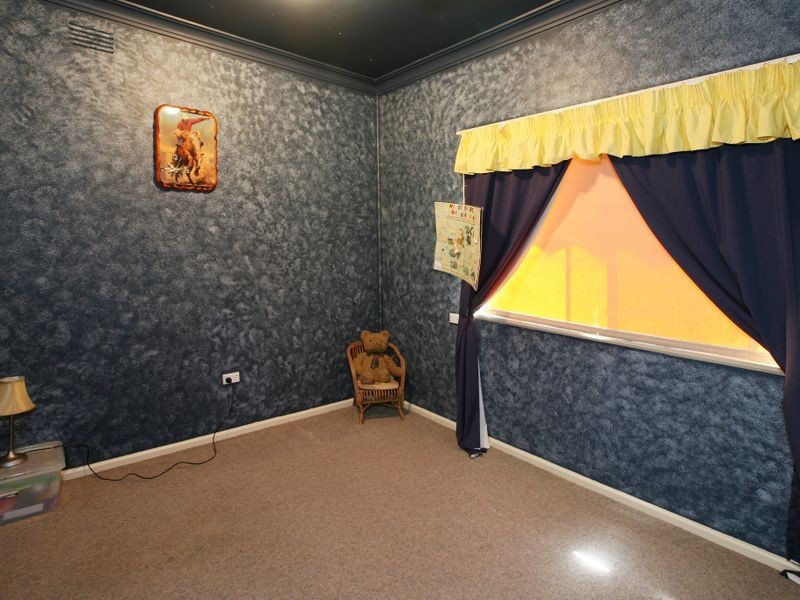 25 Montgomery Street, Ashmont NSW 2650