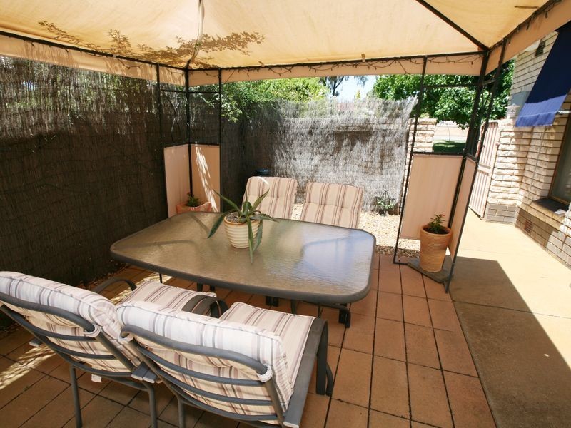 284 Bourke Street, Tolland NSW 2650