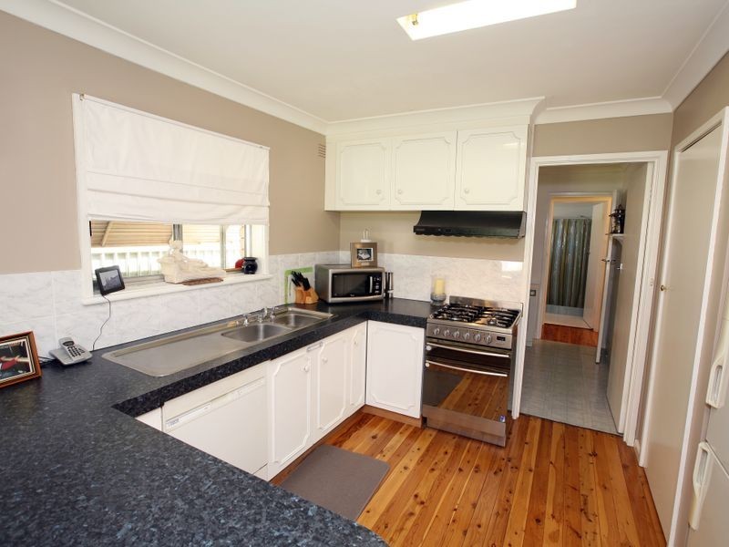 284 Bourke Street, Tolland NSW 2650
