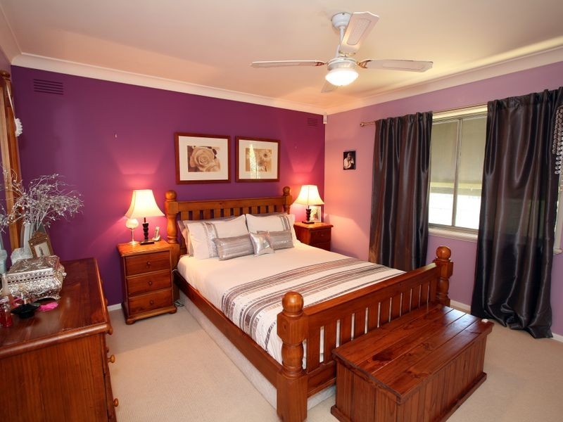 284 Bourke Street, Tolland NSW 2650