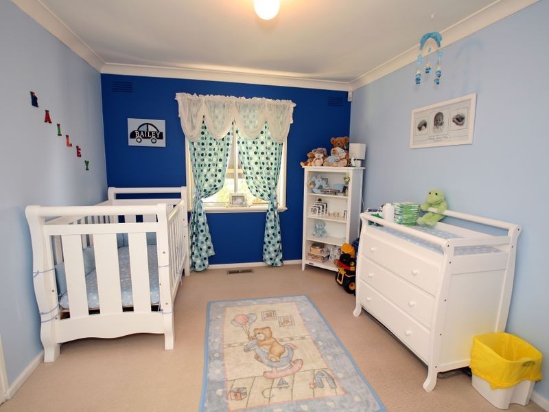 284 Bourke Street, Tolland NSW 2650