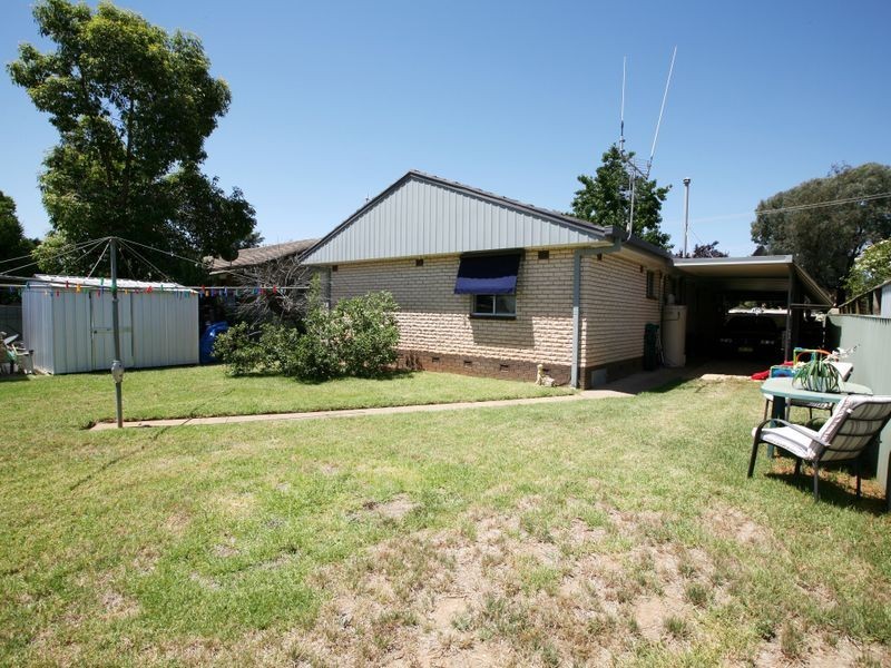 284 Bourke Street, Tolland NSW 2650