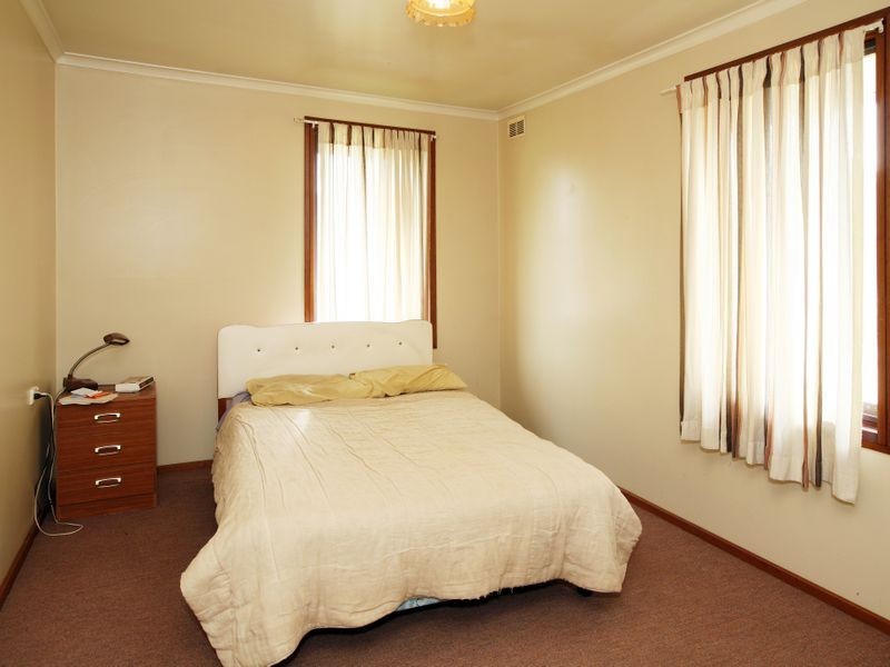 38 Bruce Street, Tolland NSW 2650