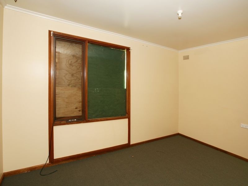 152 Raye Street, Tolland NSW 2650