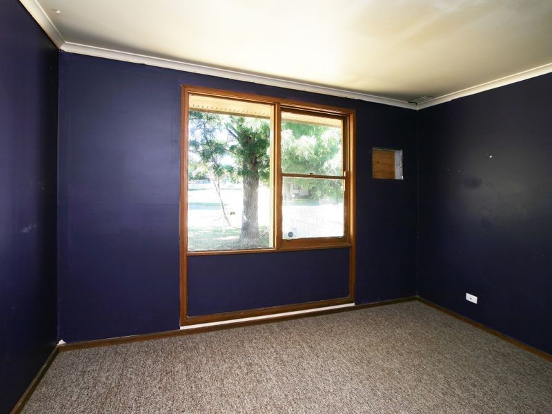 8 Edghill Place, Tolland NSW 2650