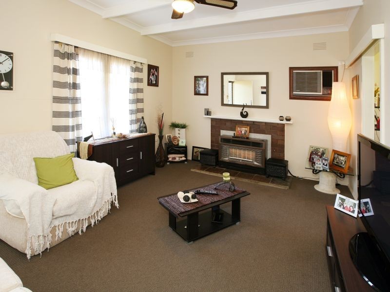 28 Cutler Avenue, Kooringal NSW 2650