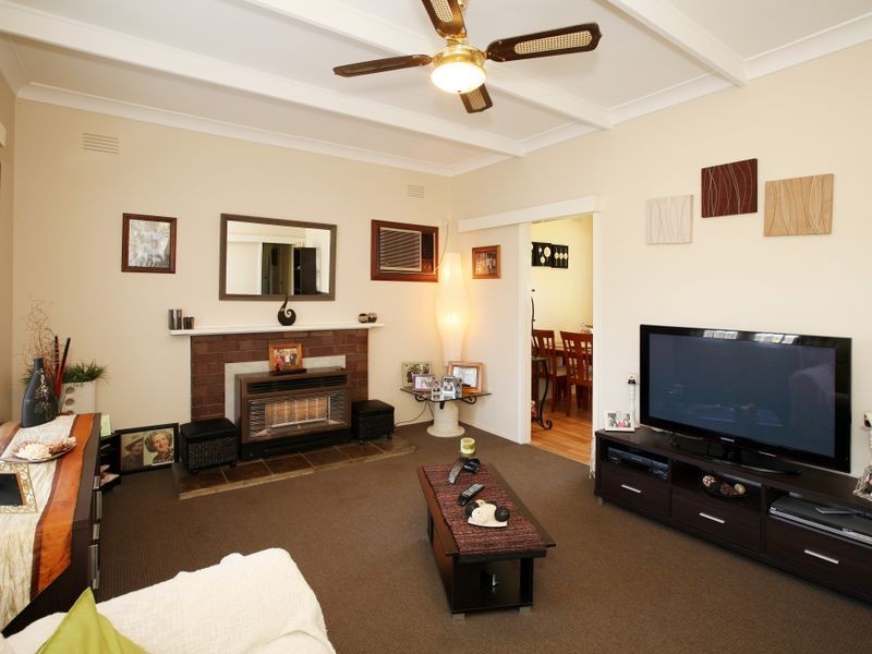 28 Cutler Avenue, Kooringal NSW 2650