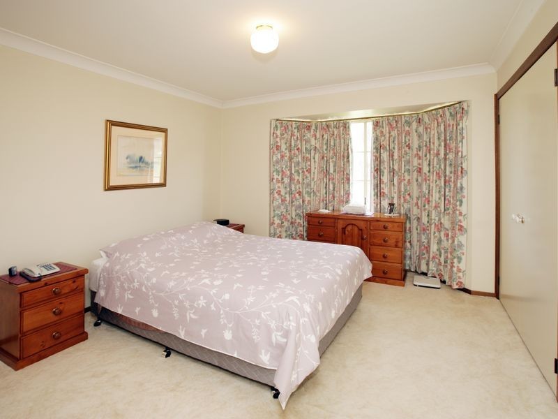 18 Amaroo Street, Kooringal NSW 2650