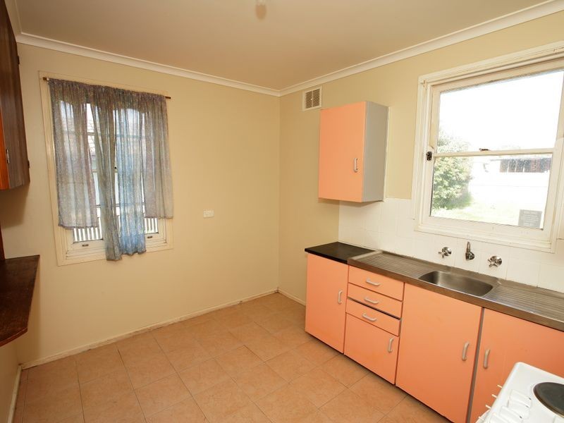 14 Mumford Street, Ashmont NSW 2650
