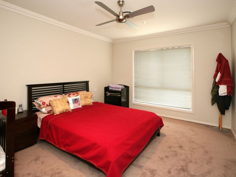 2/48 Stirling Boulevard, Tatton NSW 2650