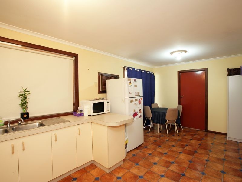 1/3 Leena Place, Wagga Wagga NSW 2650
