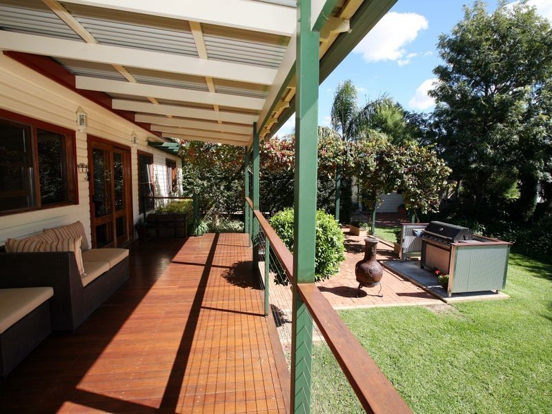 28 Douglas Street, Coolamon NSW 2701