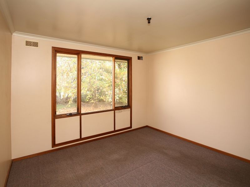 19 Awaba Street, Tolland NSW 2650