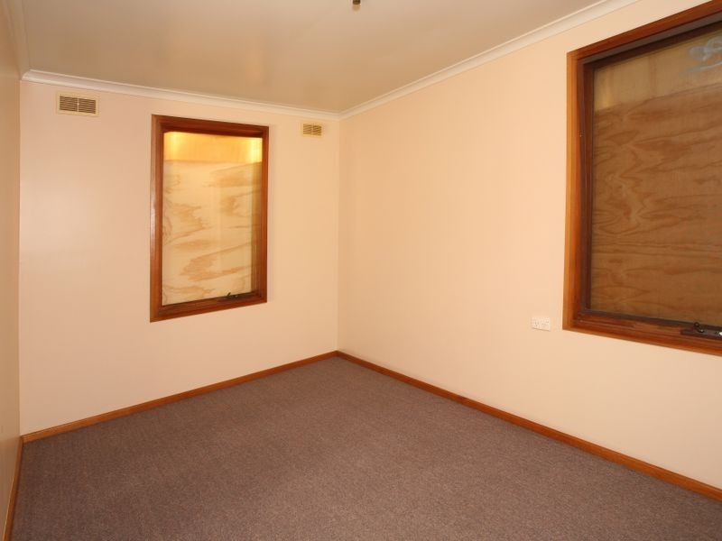 19 Awaba Street, Tolland NSW 2650