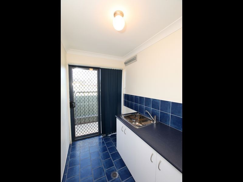 67 Jack Avenue, Mount Austin NSW 2650