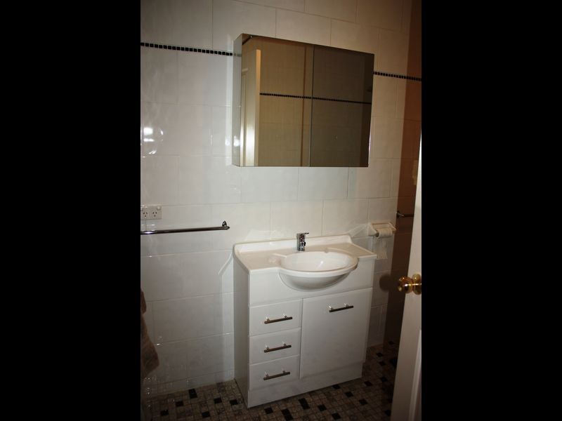2 Meads Place, Wagga Wagga NSW 2650