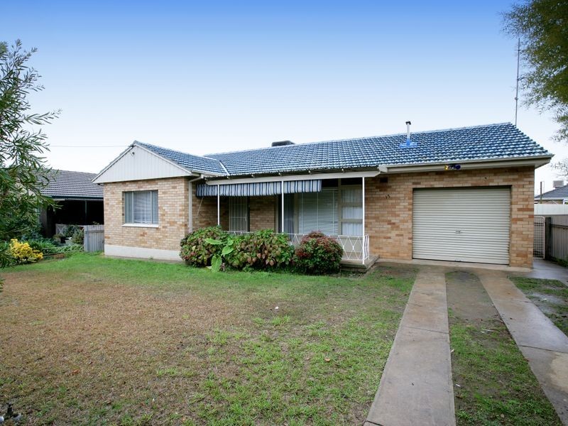 15 Anne Street, Tolland NSW 2650
