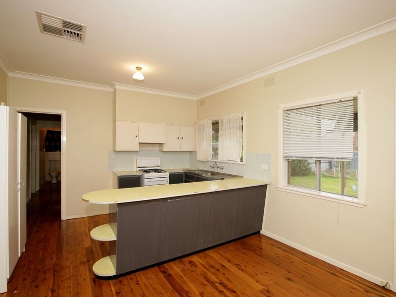 15 Anne Street, Tolland NSW 2650