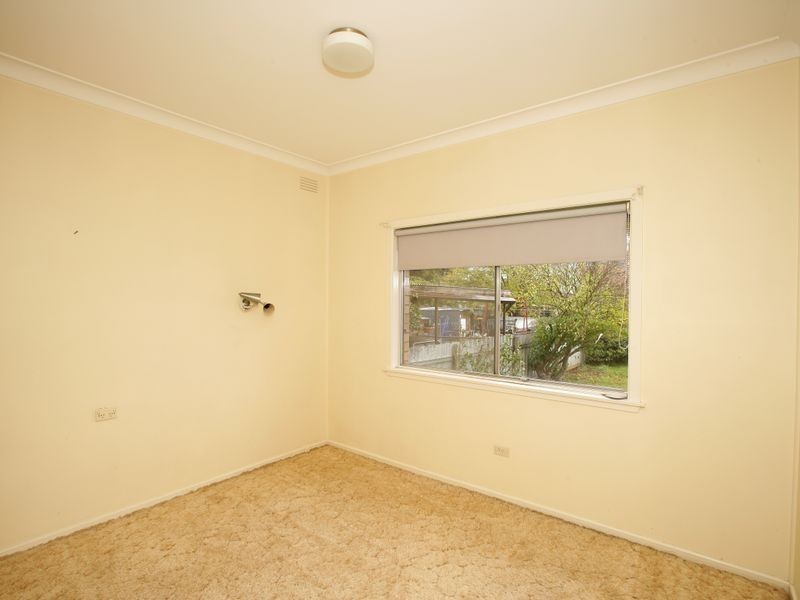 15 Anne Street, Tolland NSW 2650