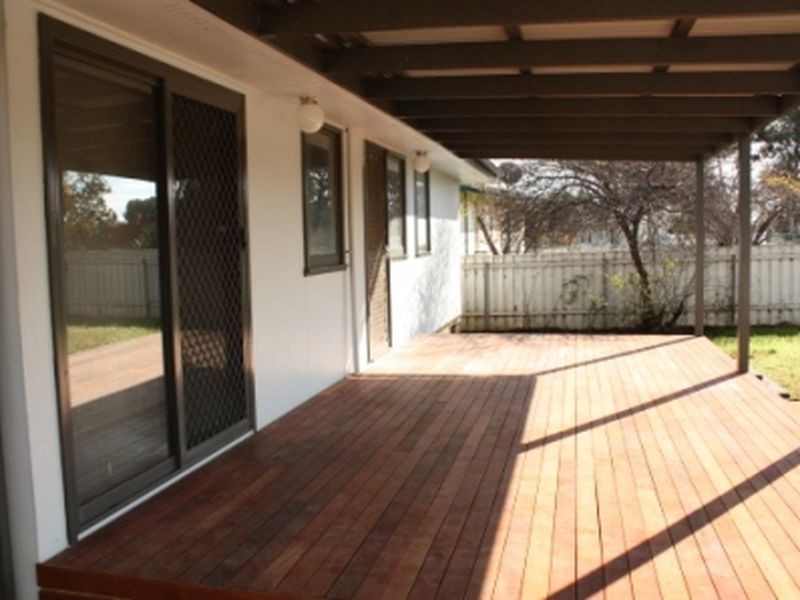 152 Raye Street, Tolland NSW 2650