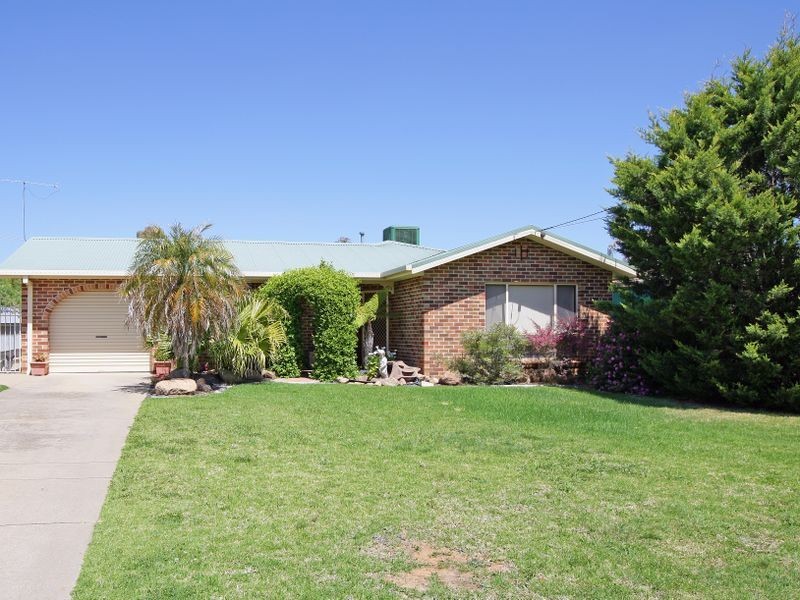 2A Loth Street (FLOWERDALE), Wagga Wagga NSW 2650