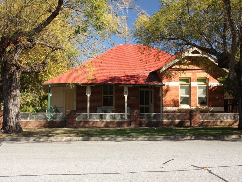 50 Simmons Street, Wagga Wagga NSW 2650