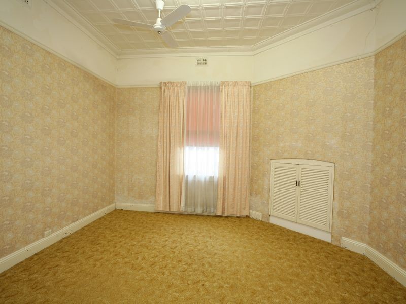 50 Simmons Street, Wagga Wagga NSW 2650