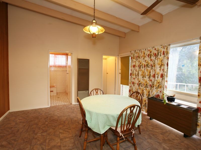50 Simmons Street, Wagga Wagga NSW 2650