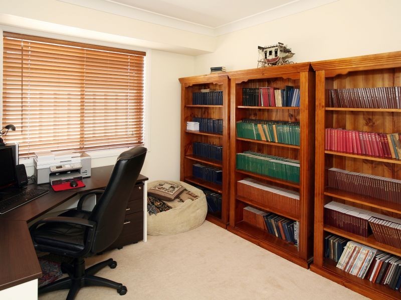 60 Mima Street, Glenfield Park NSW 2650