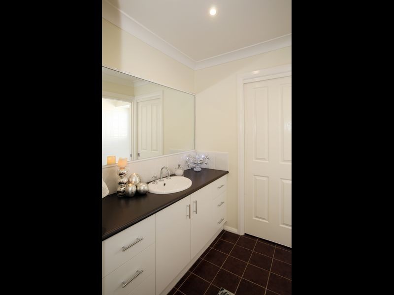 60 Mima Street, Glenfield Park NSW 2650