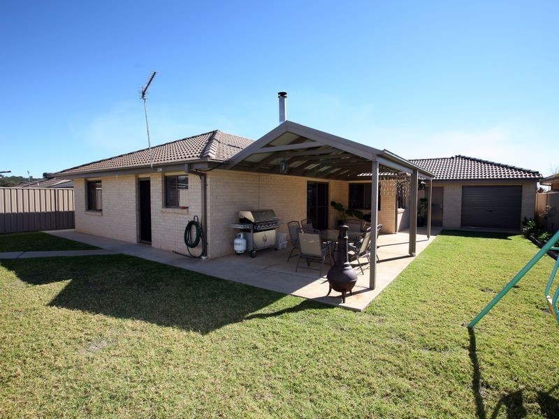 60 Mima Street, Glenfield Park NSW 2650
