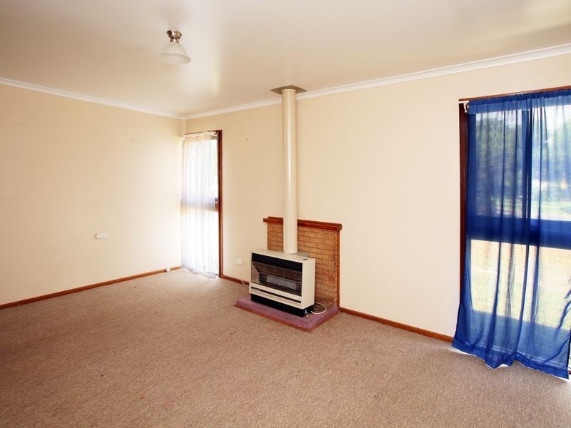 5 Blakemore Street, Ashmont NSW 2650