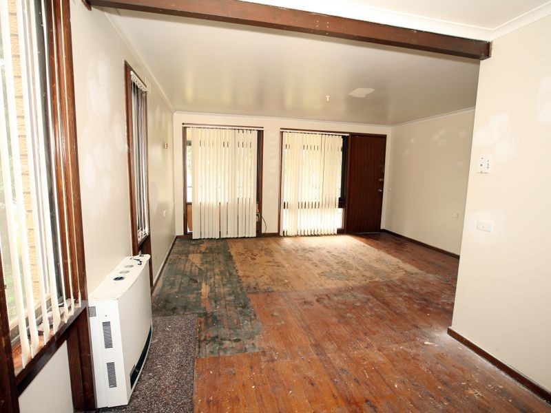 8 Arnott Street, Ashmont NSW 2650