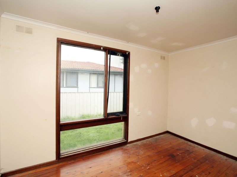 8 Arnott Street, Ashmont NSW 2650