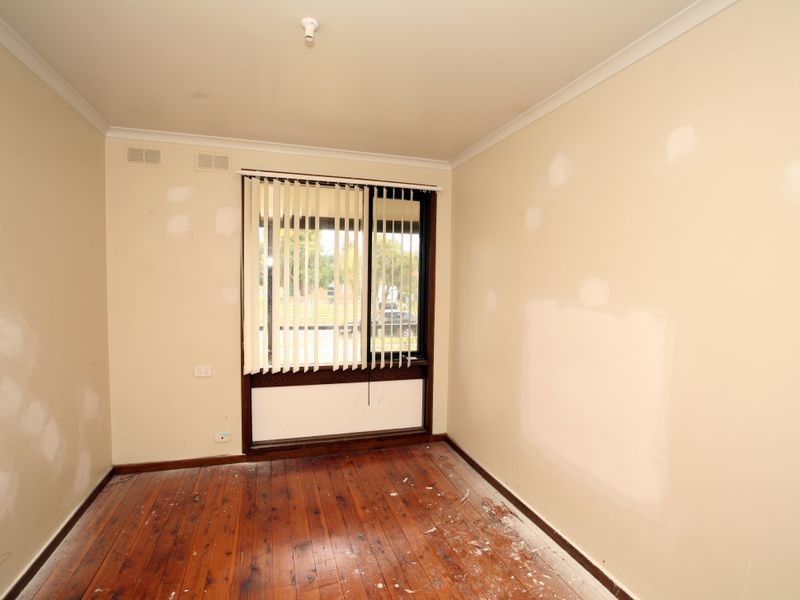 8 Arnott Street, Ashmont NSW 2650