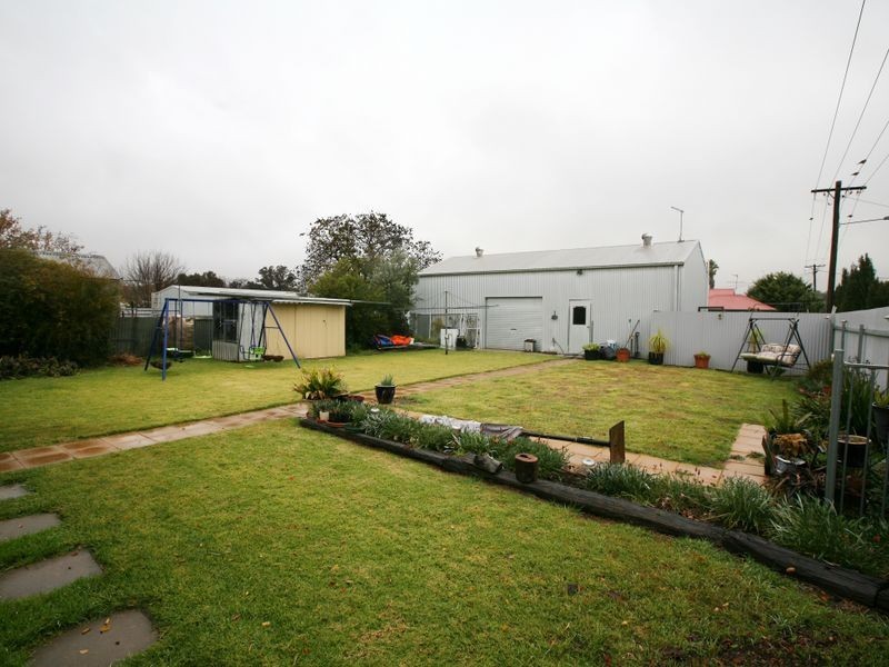 1 Norman Street, The Rock NSW 2655