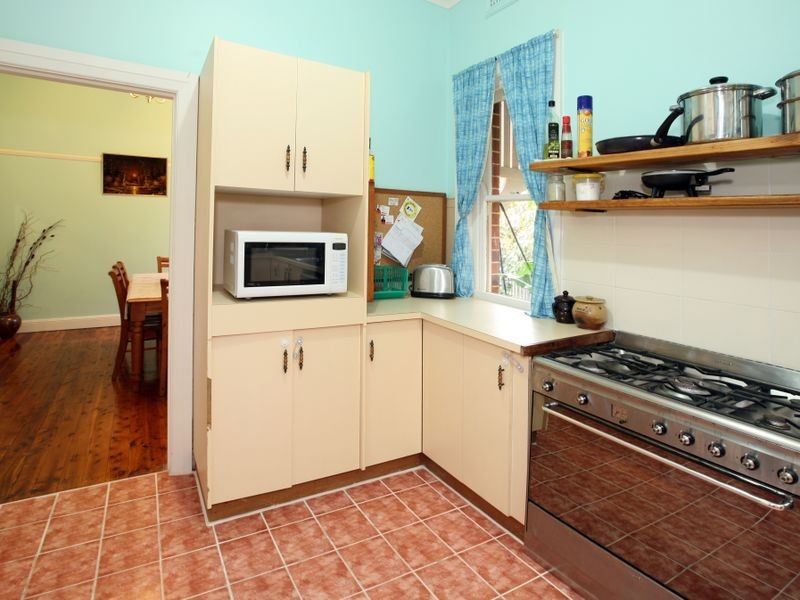 1 Norman Street, The Rock NSW 2655