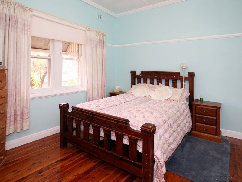1 Norman Street, The Rock NSW 2655