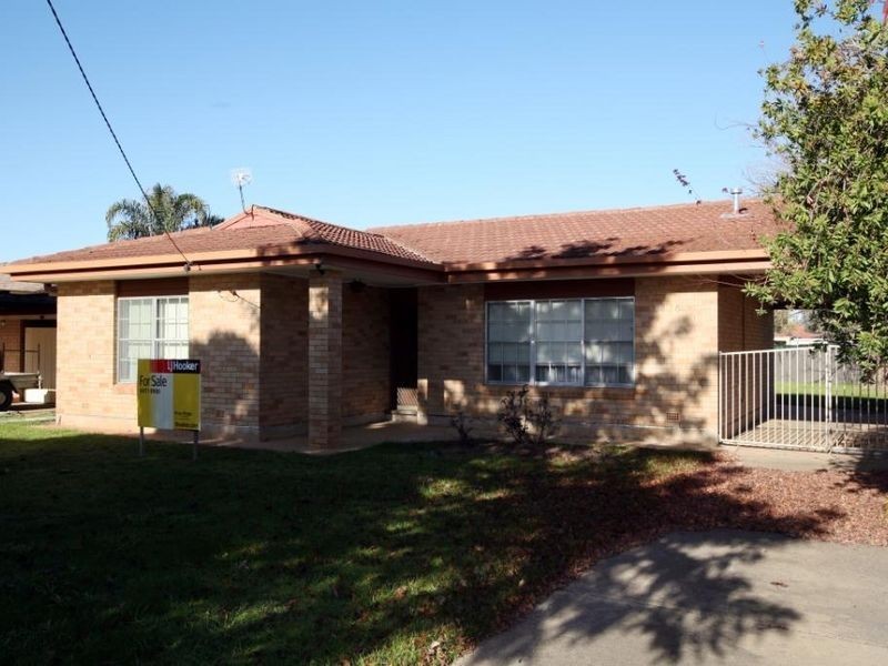 476 Lake Albert Road, Lake Albert NSW 2650