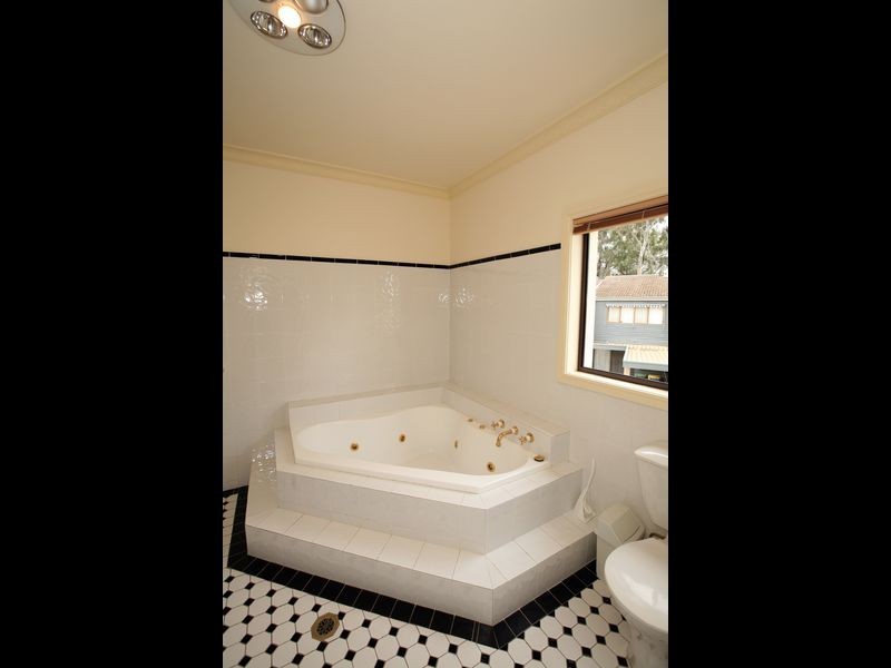 4/187 Forsyth Street, Wagga Wagga NSW 2650