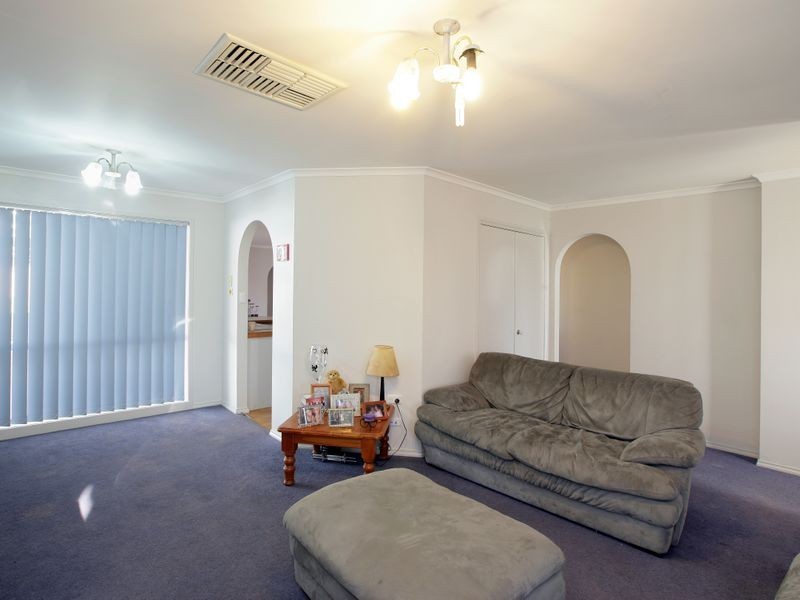 23 Overdale Drive, Bourkelands NSW 2650