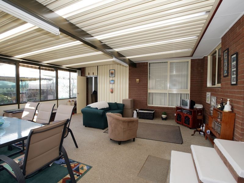 58 Undurra Drive, Glenfield Park NSW 2650