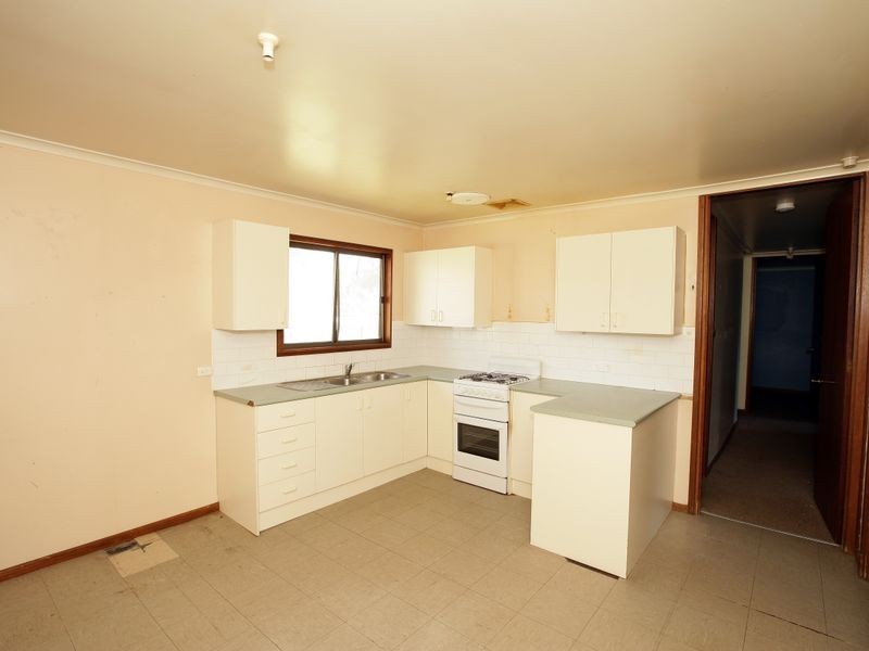 2 Edghill Place, Tolland NSW 2650