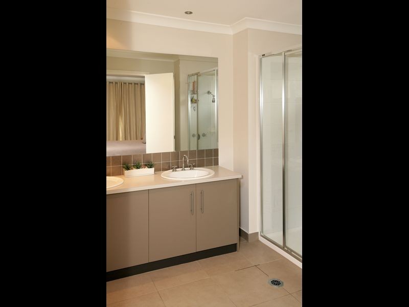 10 Budawang Place, Tatton NSW 2650