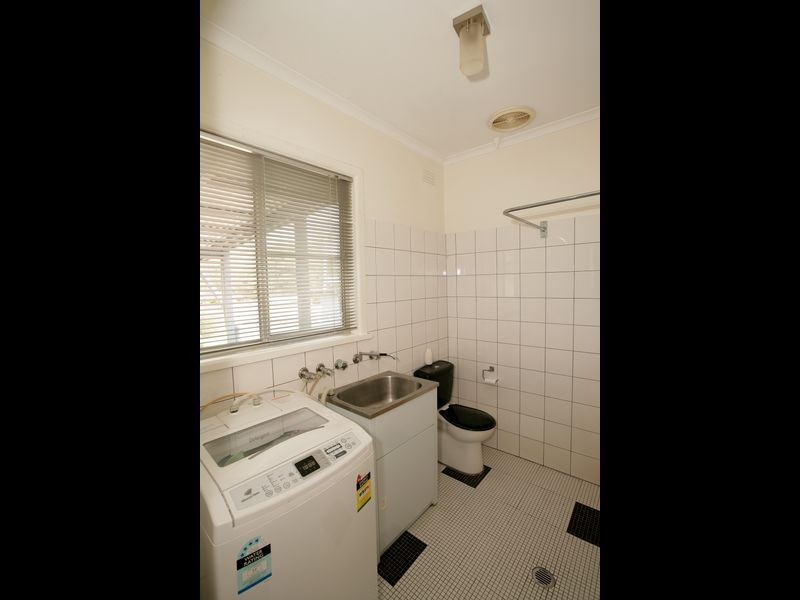 29 Cutler Avenue, Kooringal NSW 2650